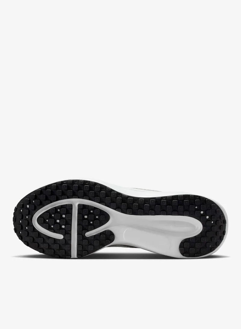 نايكي حذاء جري رجالي ريفوليوشن